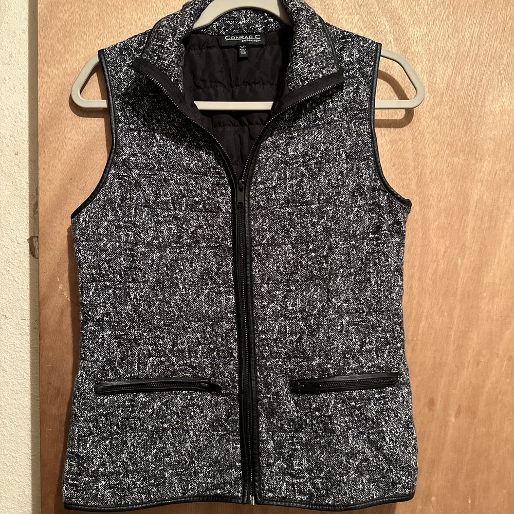 Conrad C Black And White Tweed Quilted Zip Up Chic Faux Leather Trim